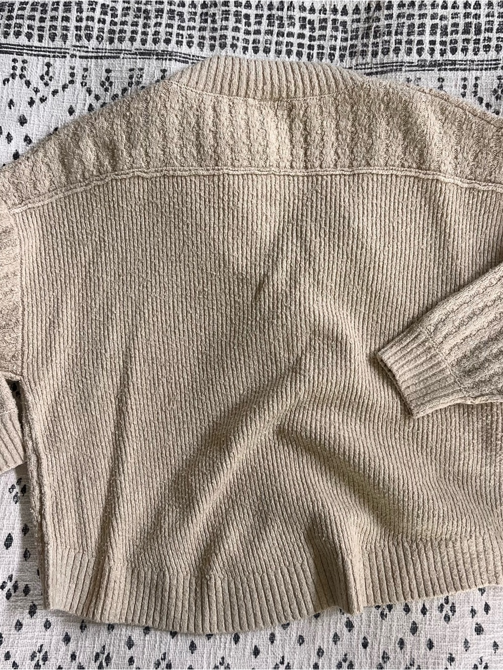 Oversize Sweater - Picture 5 of 5